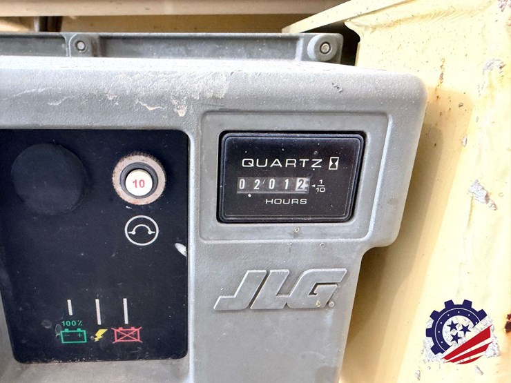 2017-jlg-2632es-image-17