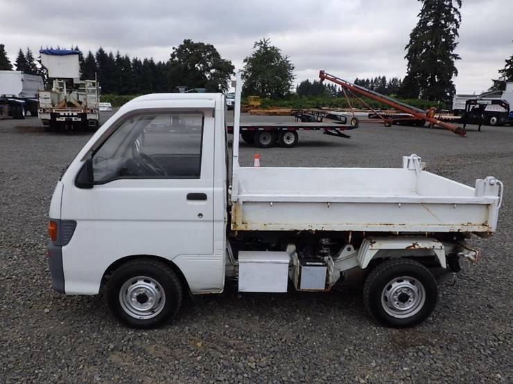 daihatsu-hijet-image-2