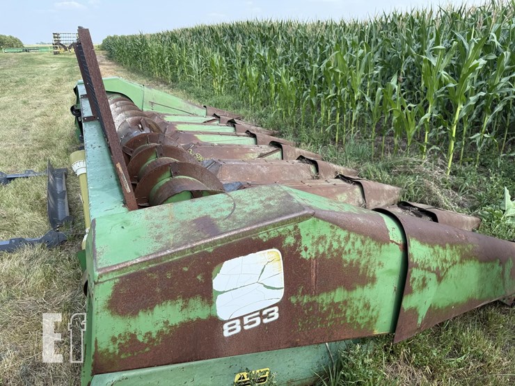 john-deere-853-image-1