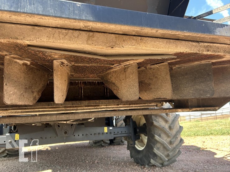 2013-new-holland-cx8080-image-32