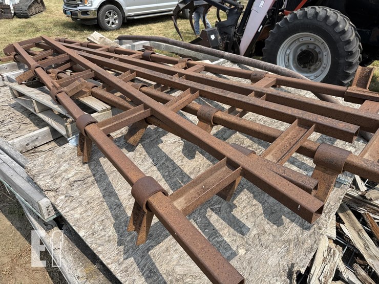 r&g-folding-hay-sides-image-10
