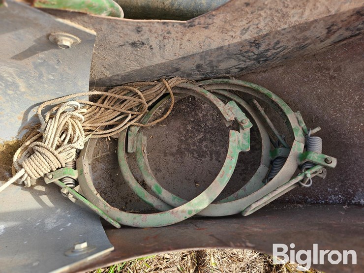 john-deere-65-image-13