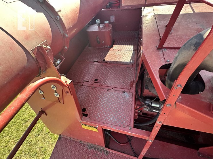 1993-case-ih-1666-image-16