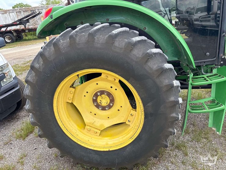 john-deere-6115d-image-44
