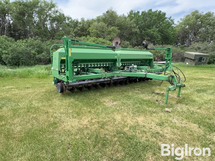 john-deere-1590-image-3