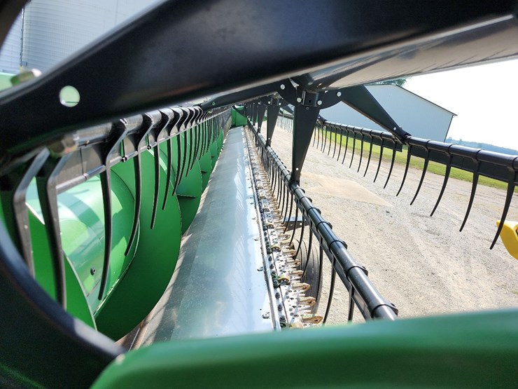 2011-john-deere-635f-image-10