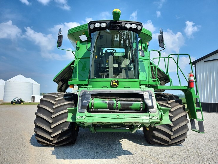 2010-john-deere-9670-sts-image-43