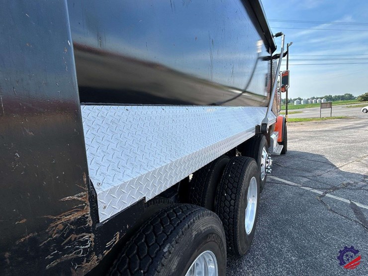 2016-peterbilt-367-image-20