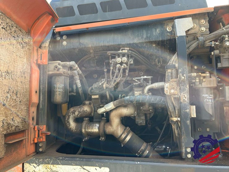 2018-hitachi-zx300-lc-6n-image-63