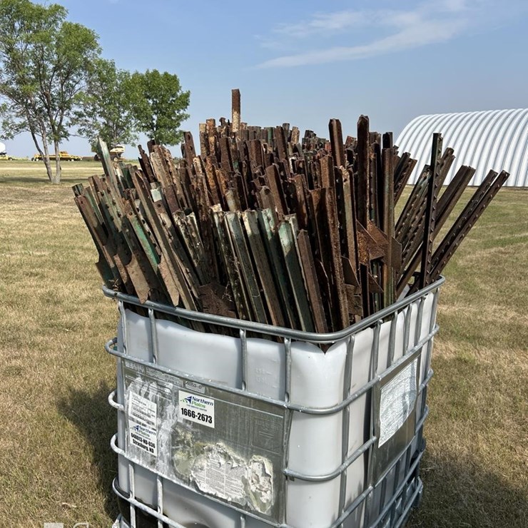 125X 5FT USED T-POSTS