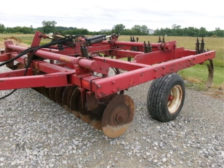 international-6500-image-10