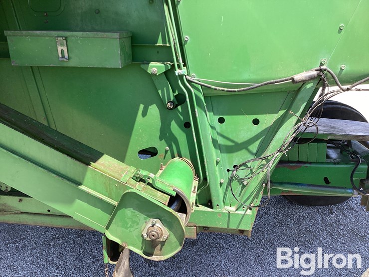 1981-john-deere-6620-image-13