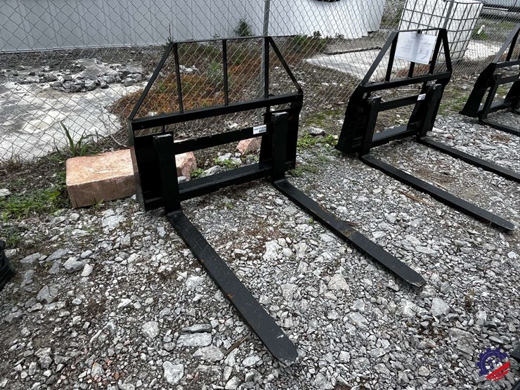 unused-2026-mower-king-sa-skid-steer-forks-attachment-image-1