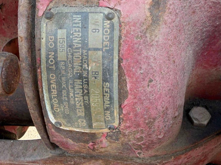 mccormick-deering-w6-standard-tractor-image-31