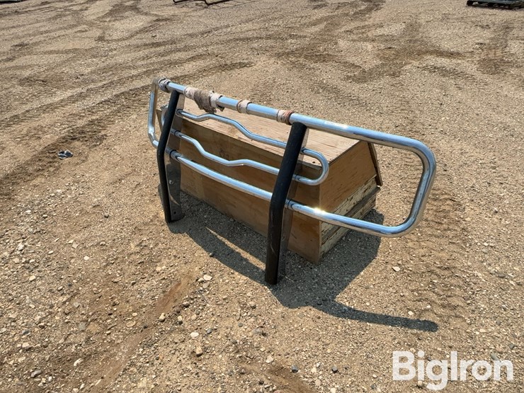 luverne-chevrolet-cattle-guard-&-toolbox-image-1