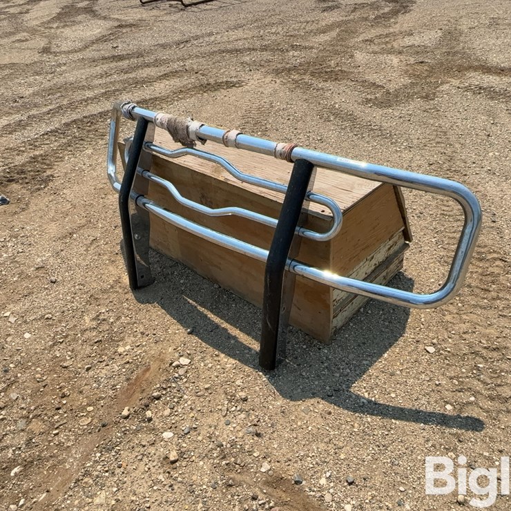 Luverne Chevrolet Cattle Guard & Toolbox