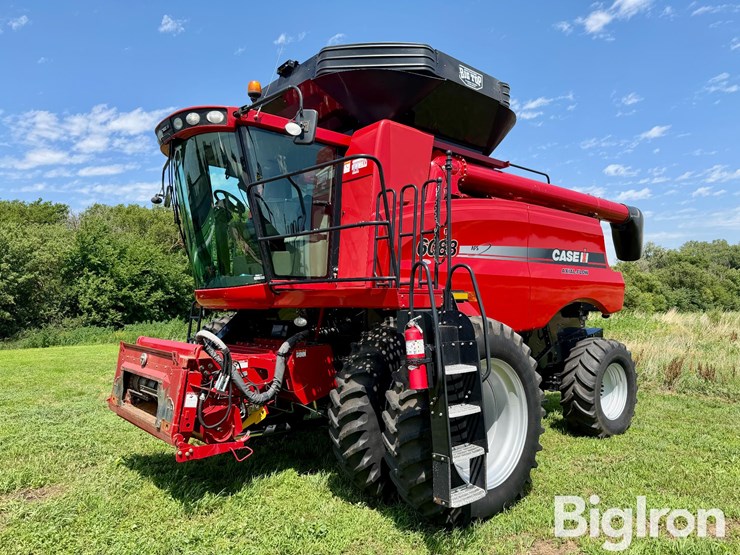 2012-case-ih-6088-image-1