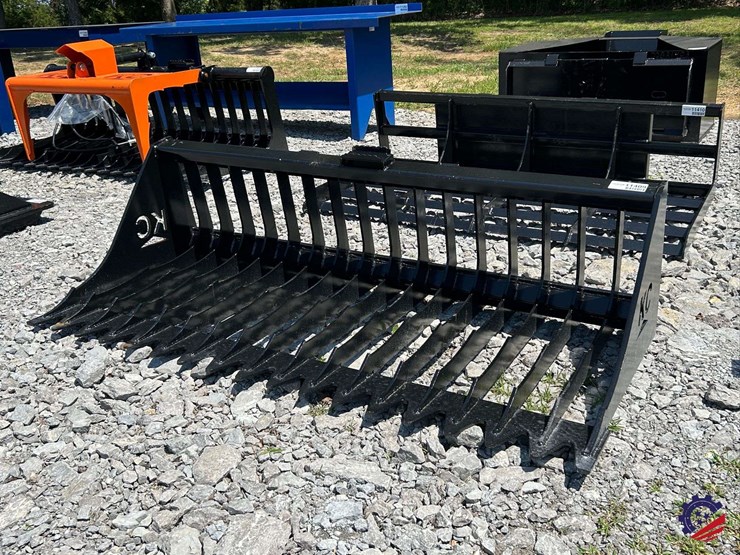 skid-steer-skeleton-bucket-high-side-attachment-image-1