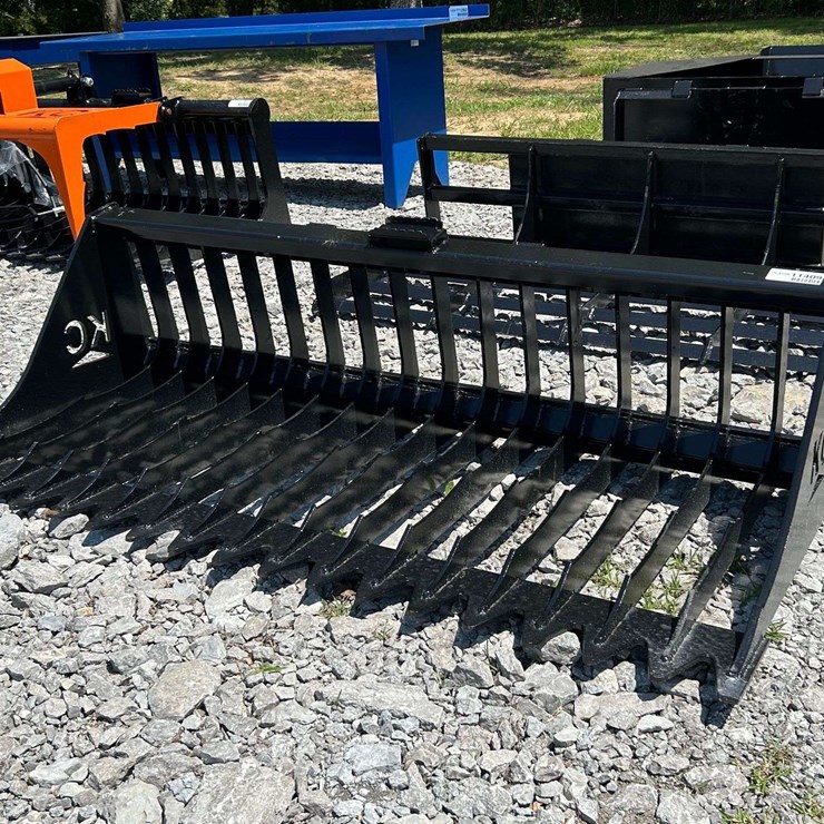Skid Steer Skeleton Bucket High Side Attachment