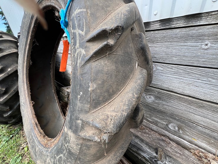 #9949-•-(1)-bridgestone-tire-image-2