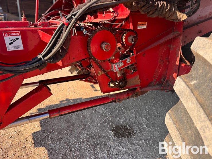 2004-case-ih-2366-image-17