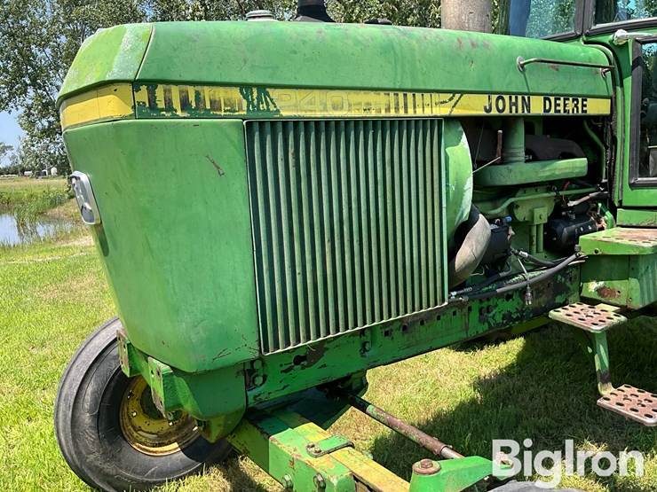 john-deere-4240-image-19
