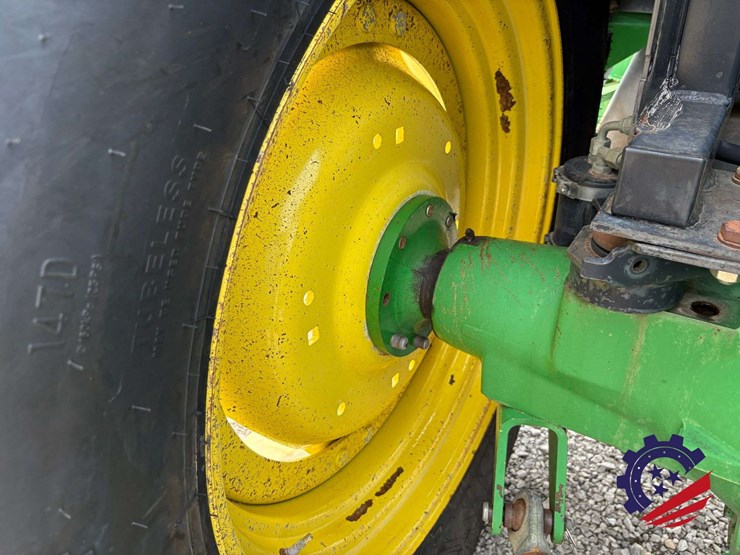 john-deere-6405-image-40