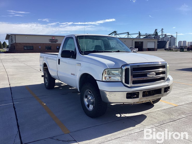 2005-ford-f250-xlt-image-3