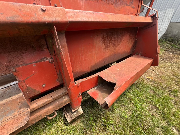 #9556-•-863-corn-head-image-4