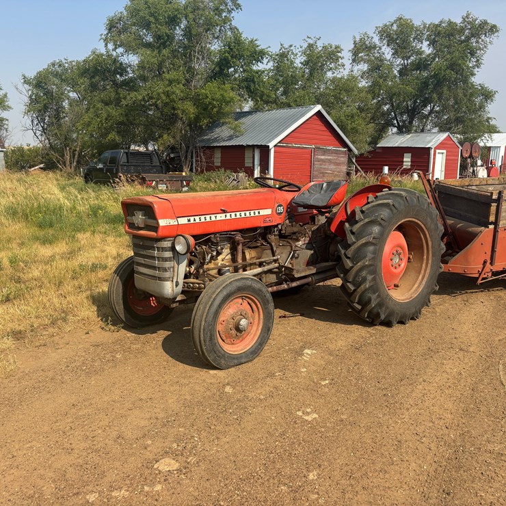 MASSEY-FERGUSON 135