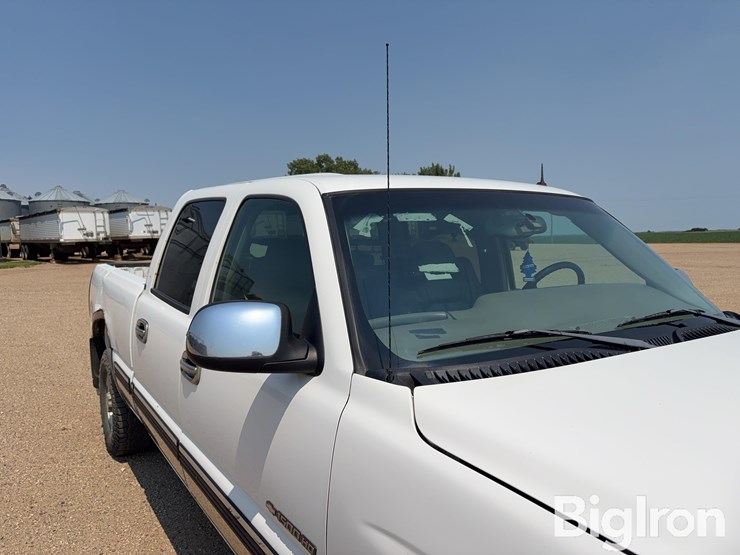 2002-chevrolet-silverado-1500-image-15