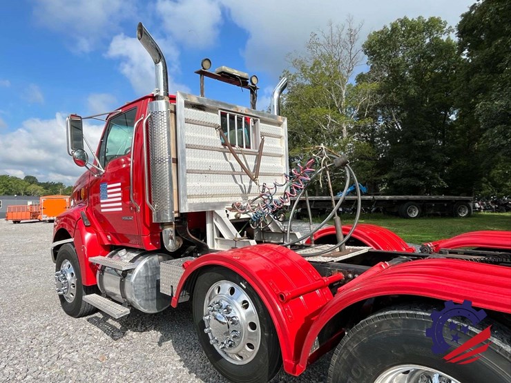 2007-sterling-l9500-image-25