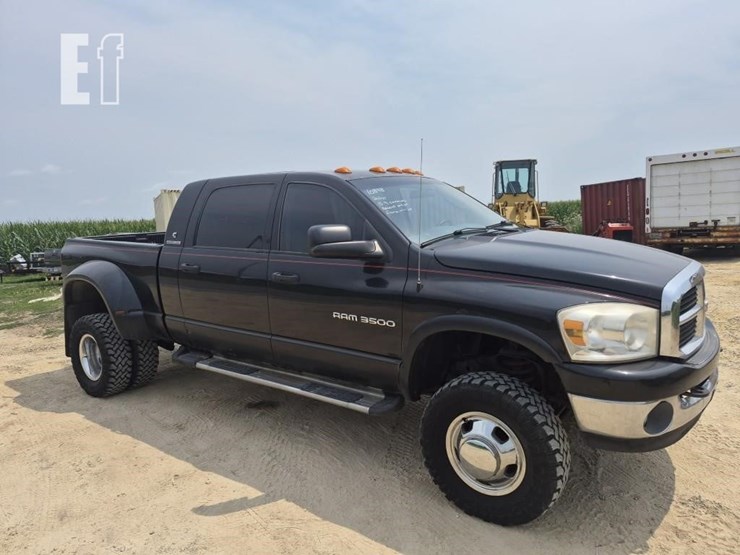 2006-dodge-ram-3500-image-4