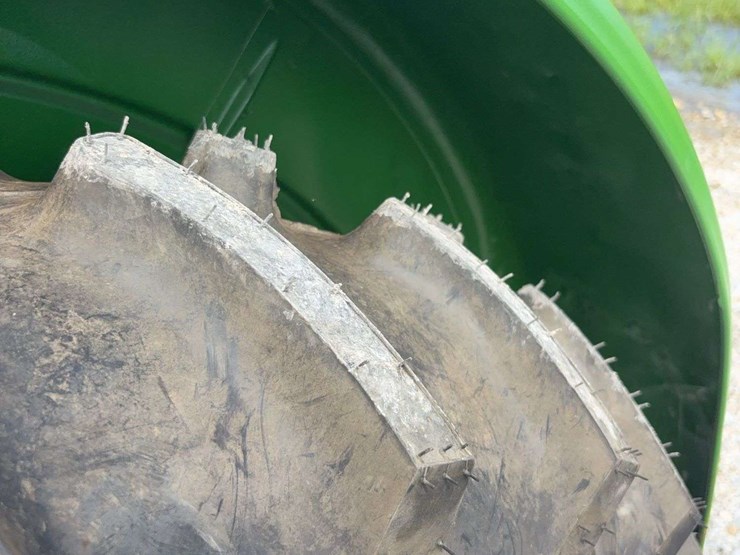 john-deere-14-image-11