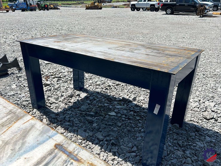 fabrication-table-image-5