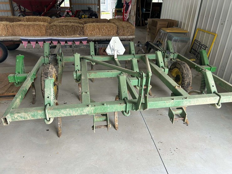 john-deere-1610-image-2