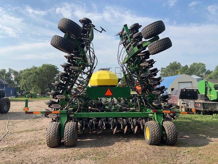 1980-john-deere-1910-image-7
