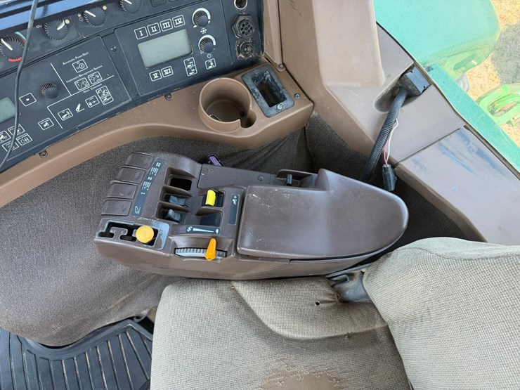 2007-john-deere-8430-image-63