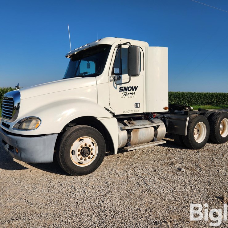 2007 FREIGHTLINER COLUMBIA 120