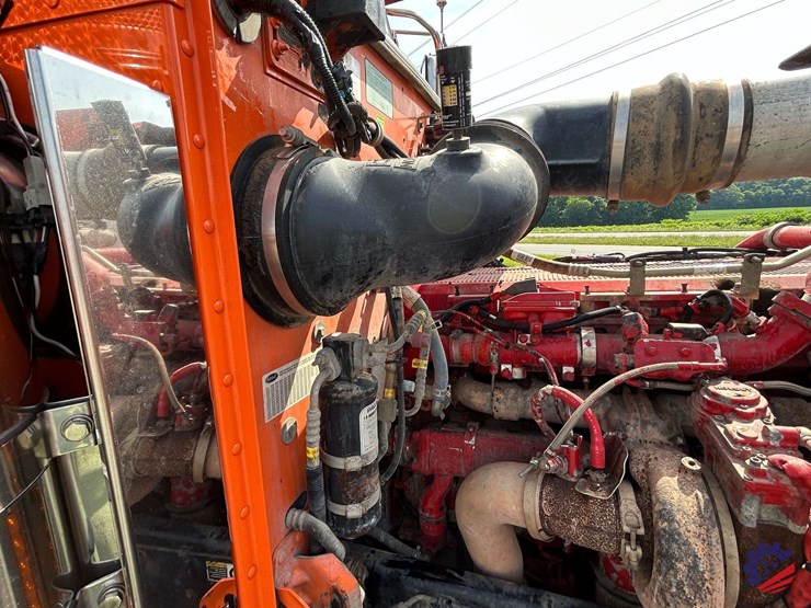 2016-peterbilt-367-image-98