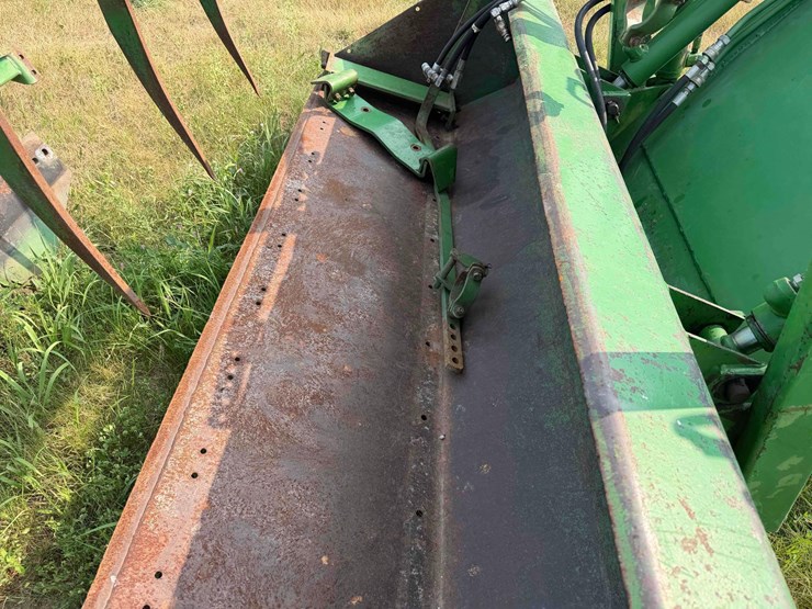 john-deere-158-image-11