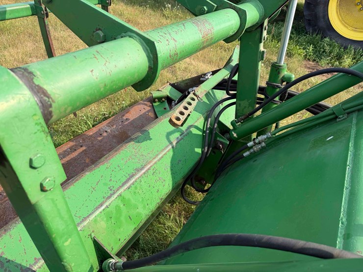 john-deere-158-image-12