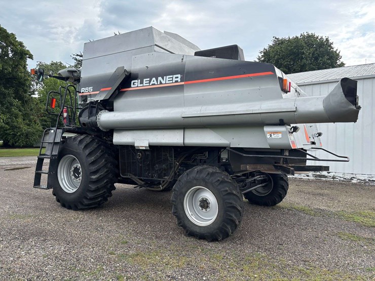 2003-gleaner-r65-image-8