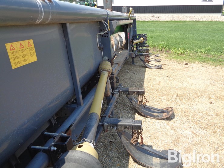 2011-john-deere-a-image-9