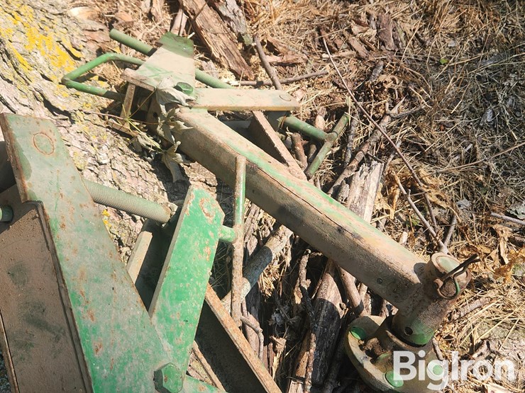 john-deere-200-image-14
