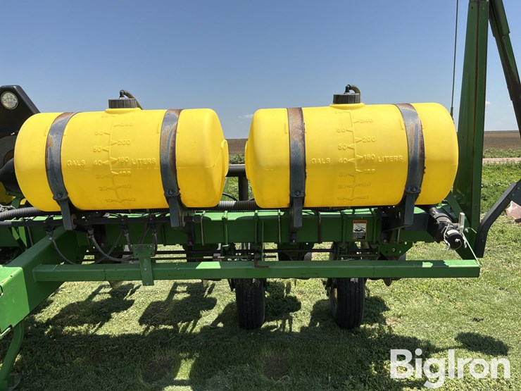 2002-john-deere-1750-image-13