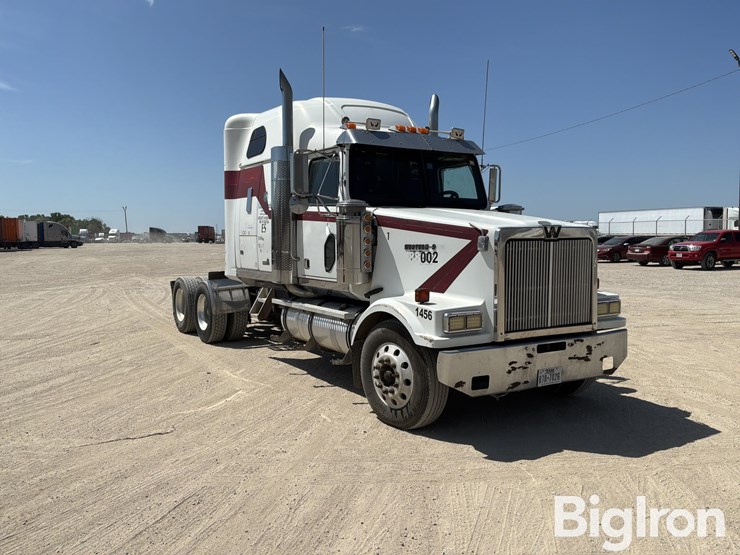 2005-western-star-4900-image-3
