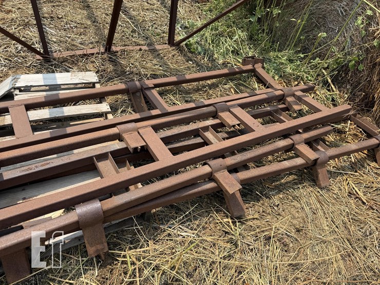 r&g-folding-hay-sides-image-3