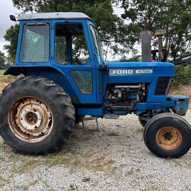 FORD 6700