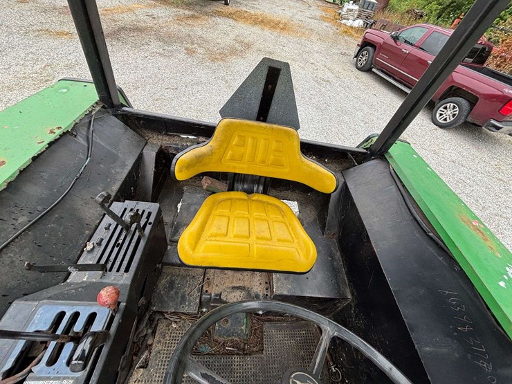 john-deere-3155-image-22